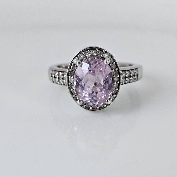 Genuine Pink Kunzite & Diamond Ring in Platinum Over Sterling Silver Sz 7!